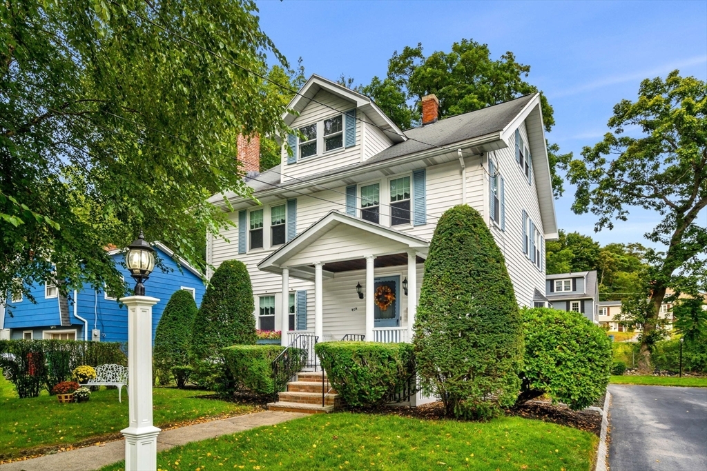 Property Photo:  404 Wentworth Ave  MA 01852 