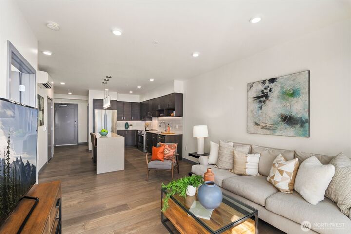 Property Photo: 11903 NE 128th Street 622 WA 98034