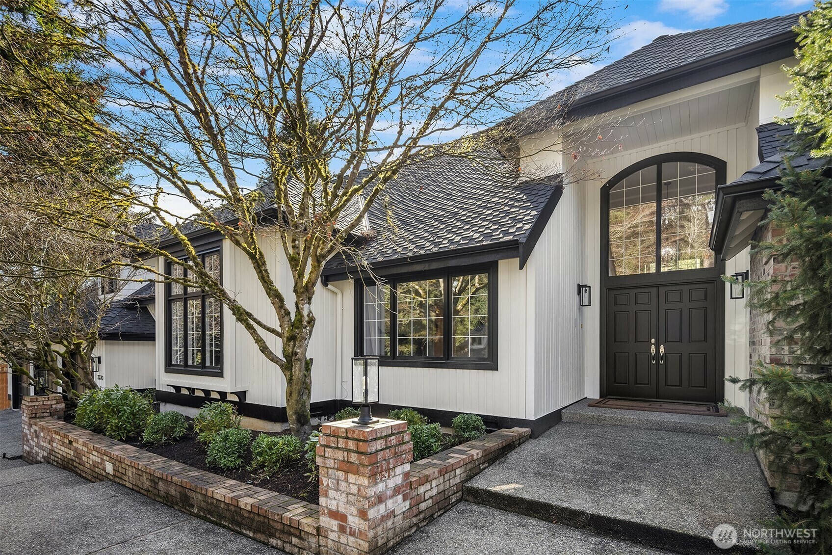 3370  126th Avenue NE  Bellevue WA 98005 photo