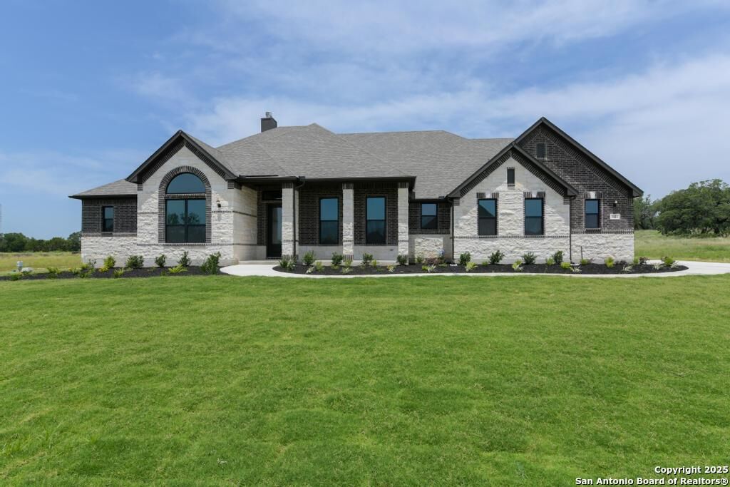 Property Photo: 1121 Cape May Warbler TX 78132