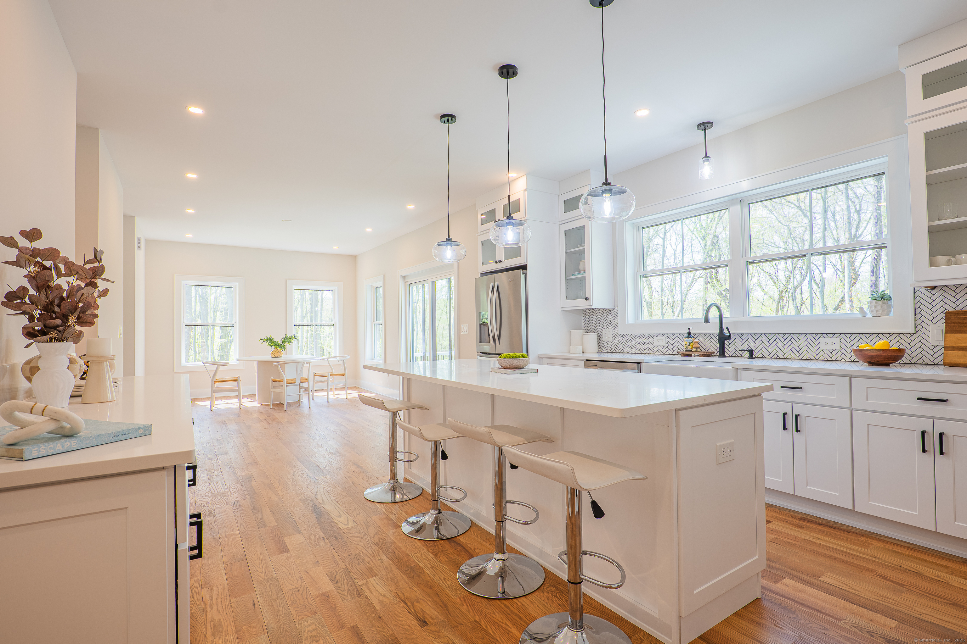 Property Photo: 6 Brookview Heights Court CT 06484