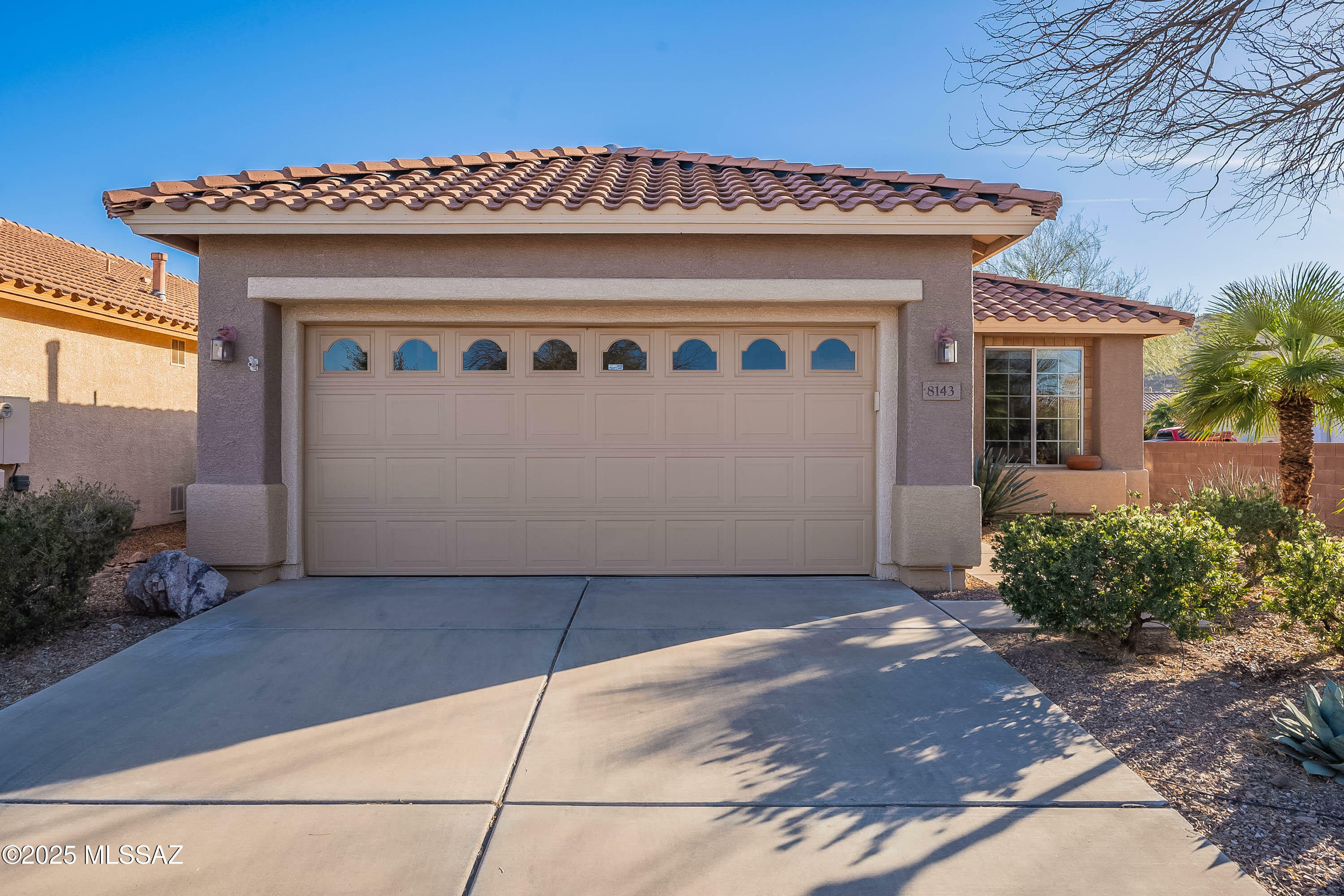 Property Photo:  8143 W Cottonwood Wash Way  AZ 85743 