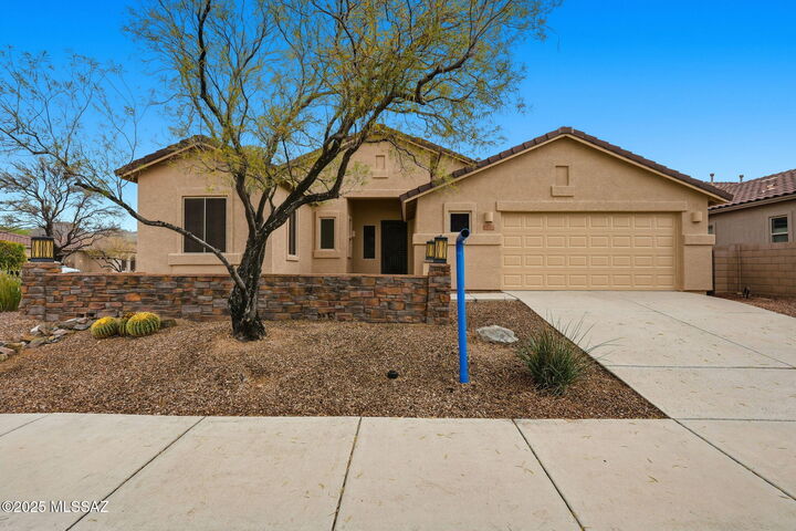 Property Photo:  12692 N Sunrise Shadow Drive  AZ 85658 