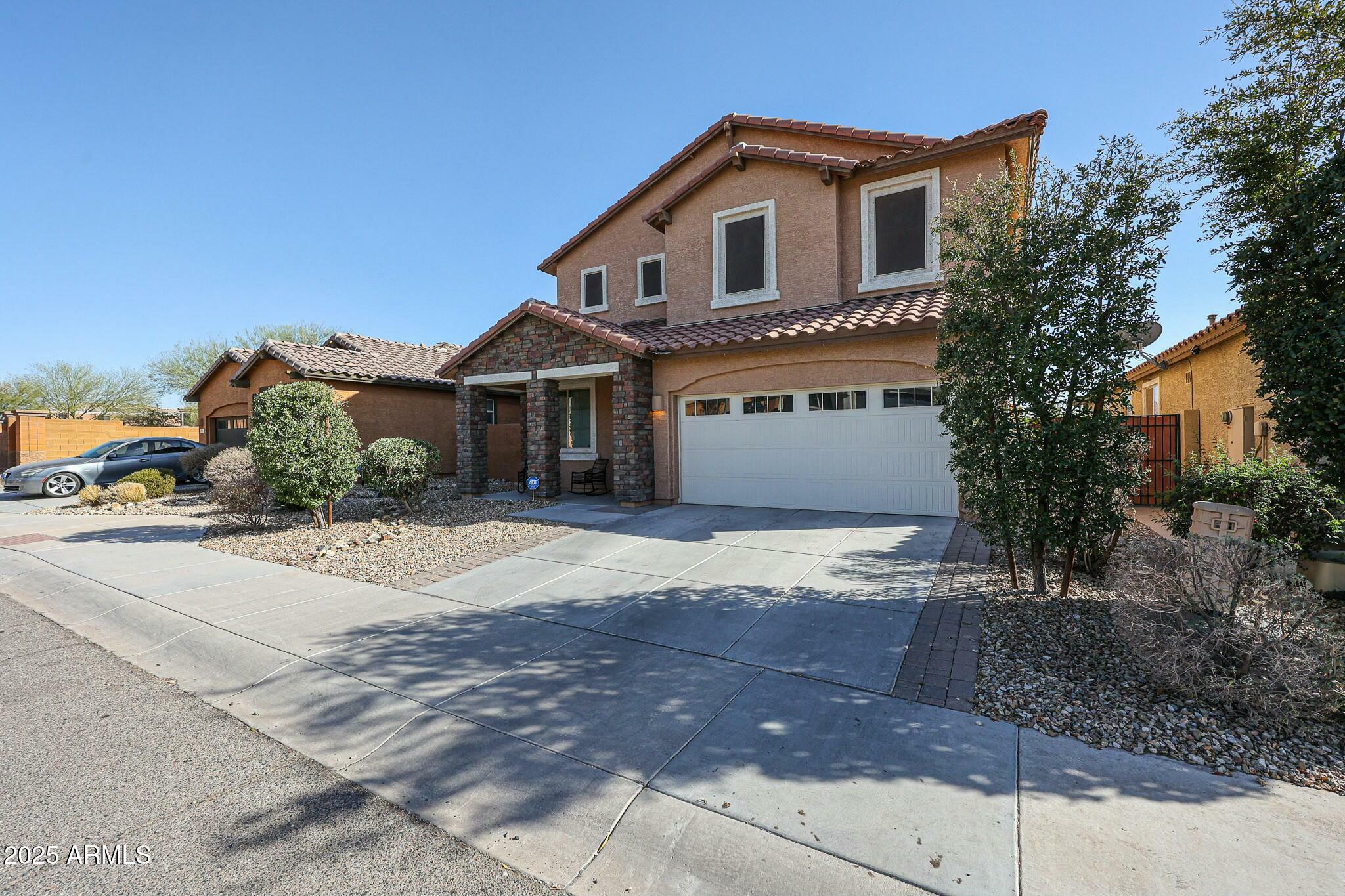 Property Photo:  1713 W Cottonwood Lane  AZ 85045 