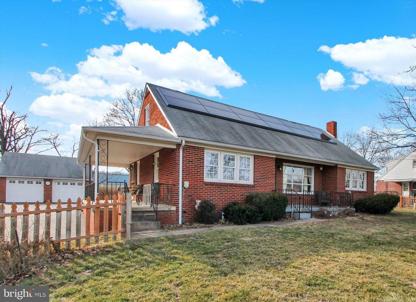 Property Photo: 1260 Biglerville Road PA 17325