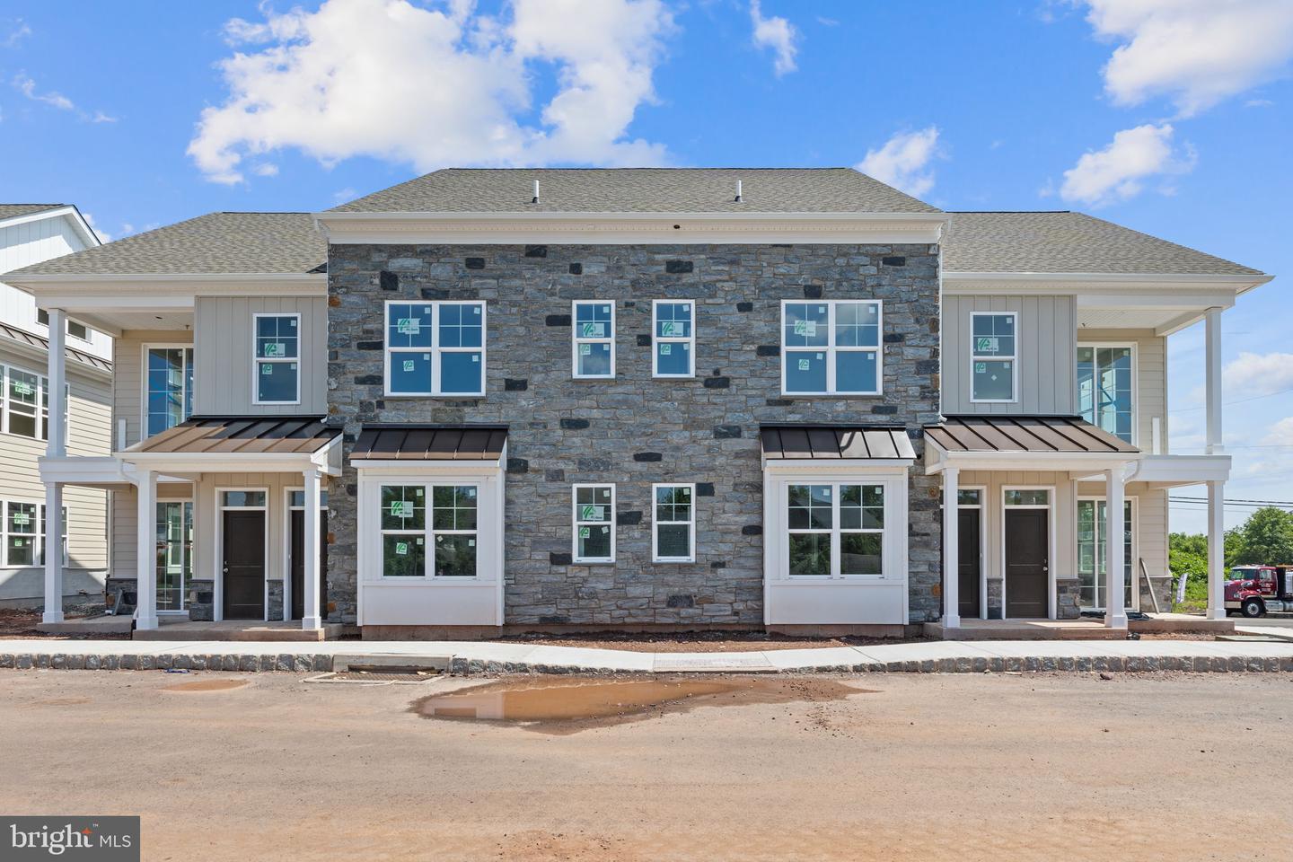 Property Photo: 425 Asha Way 101 PA 19438