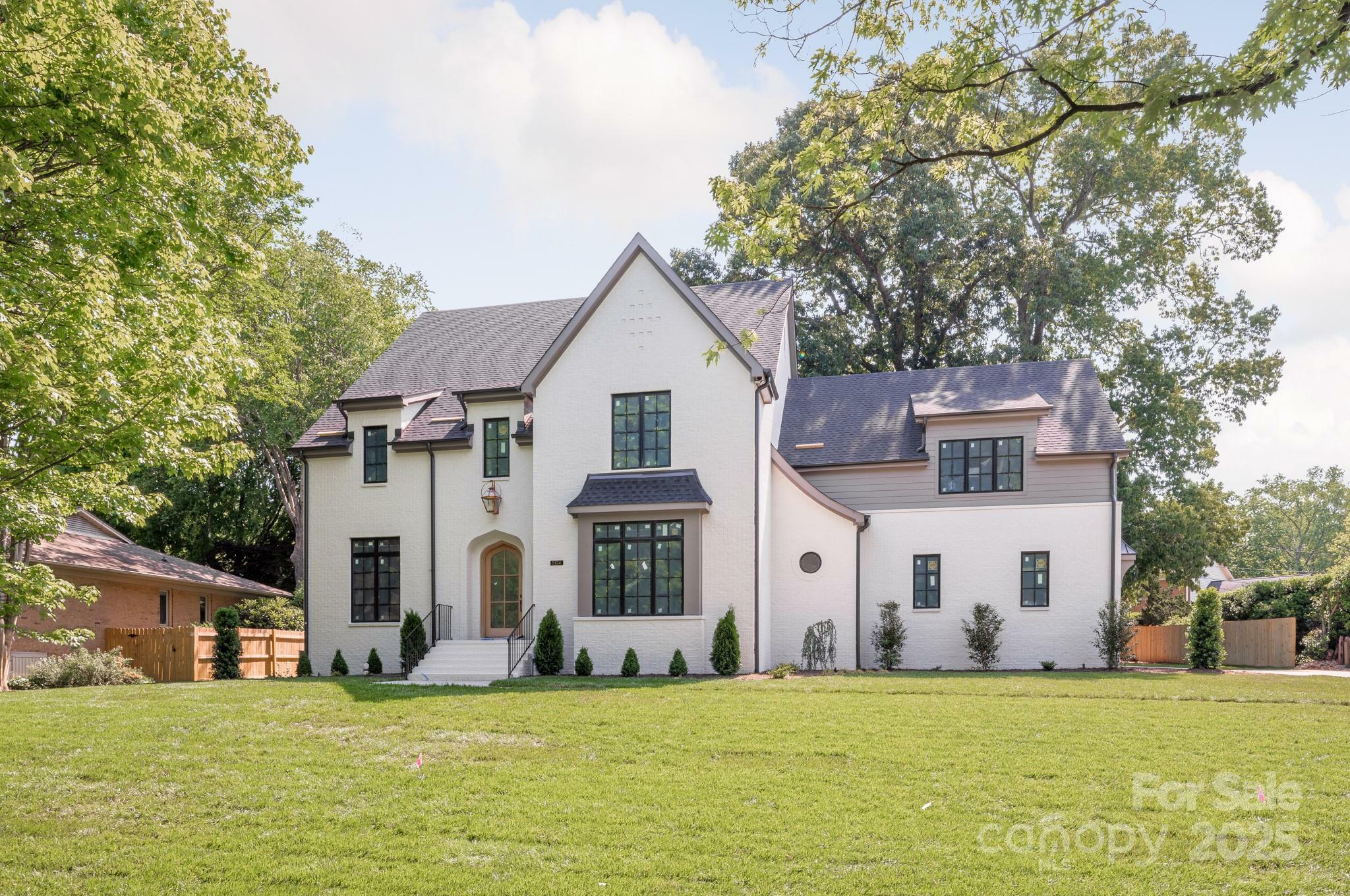 Property Photo: 5124 Lansing Drive NC 28270