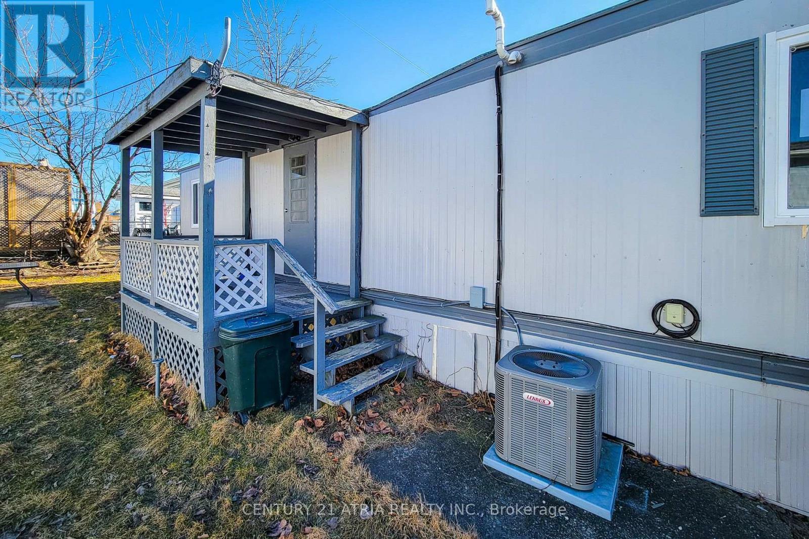 Property Photo: 241 St. Paul Street West 304 ON L2S 2E5