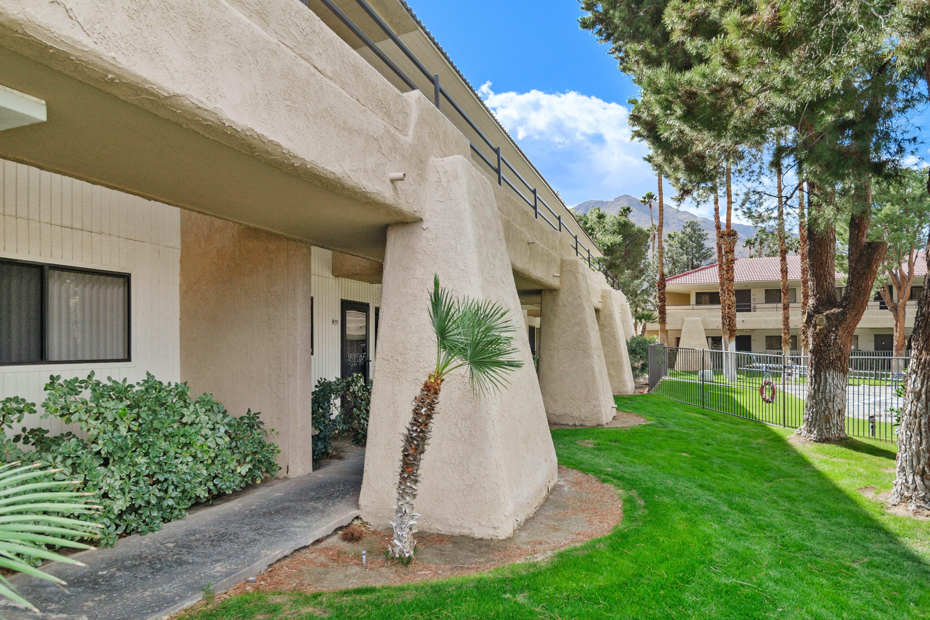 Property Photo:  2821 Los Felices Circle W 114  CA 92262 