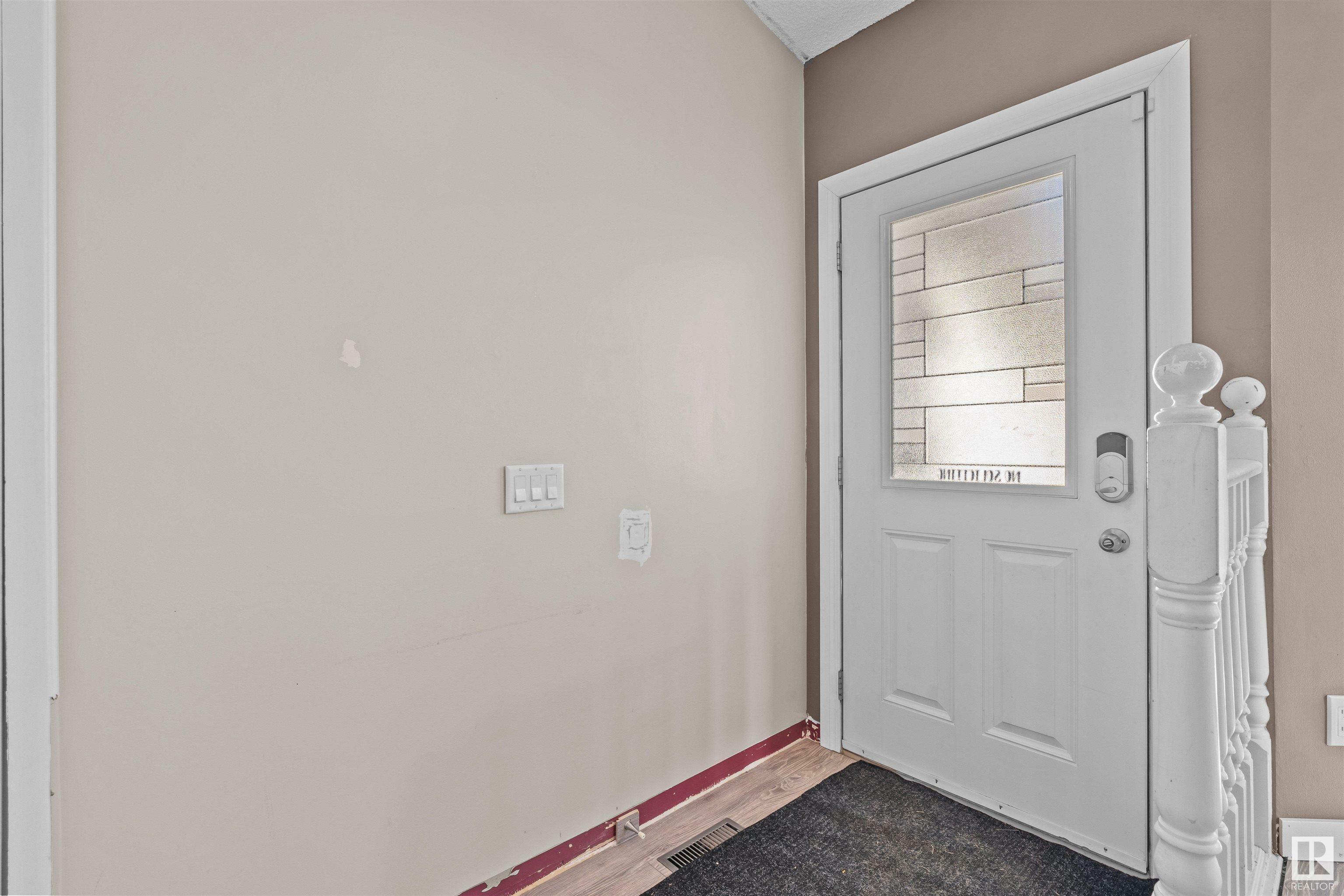 Property Photo:  20 Grassview Crescent  AB T7X 3H3 