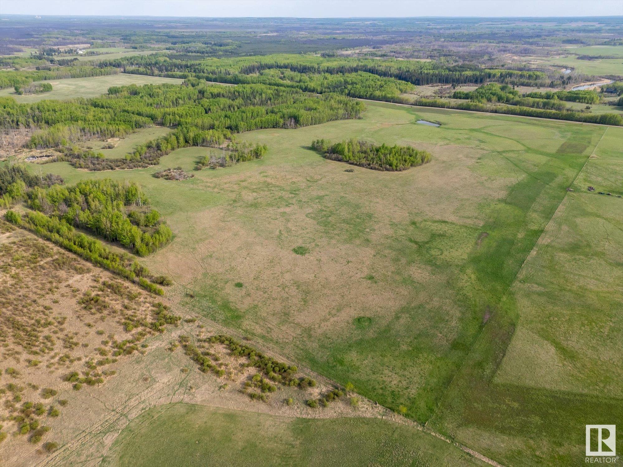Property Photo:  Rrd 92 Twp 542A  AB T0E 2M0 