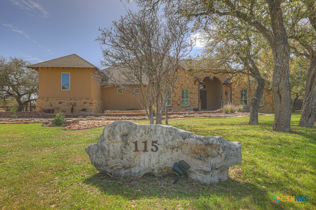 Property Photo:  115 Laurel Wood  TX 78132 