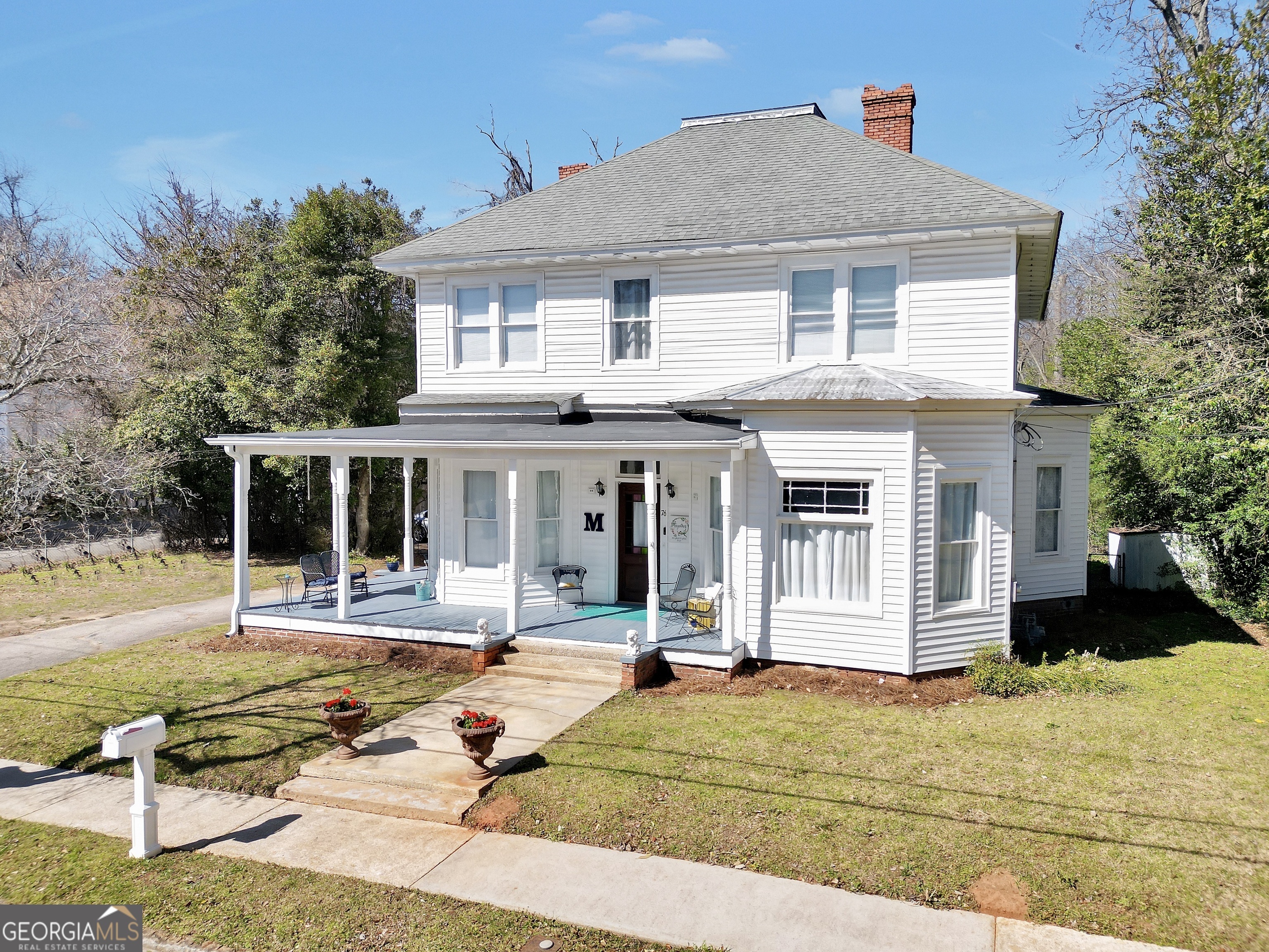 Property Photo:  76 College Street  GA 30253 