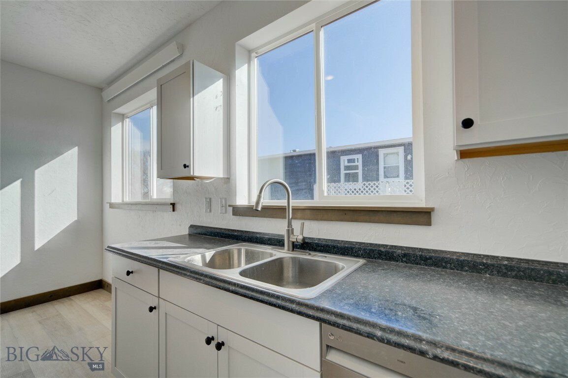Property Photo: 413 Garnier Avenue D MT 59047