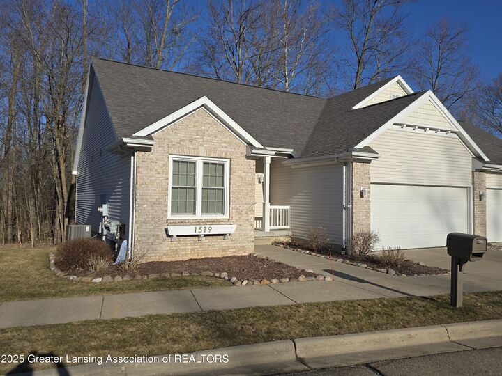 1519 Nottingham Trail  Williamston MI 48895 photo