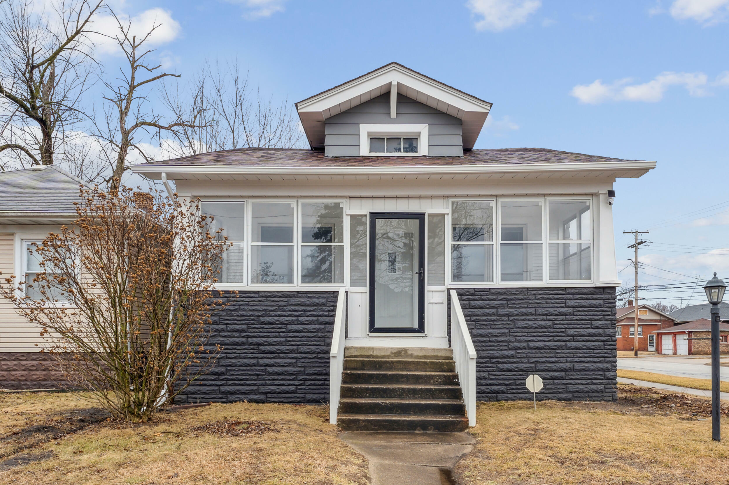 Property Photo:  1006 Eaton Street  IN 46320 