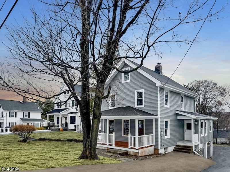 11 Hillcrest Ave  Peapack Gladstone Boro NJ 07934 photo