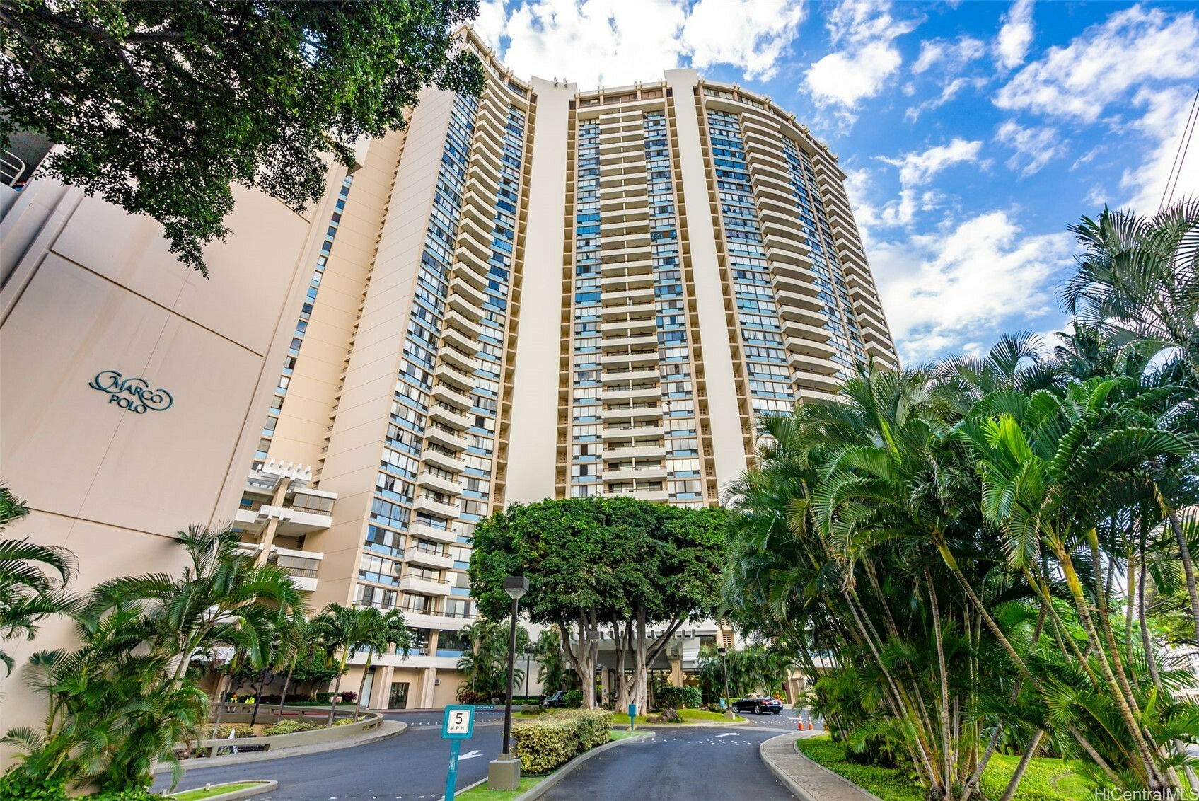 Property Photo: 2333 Kapiolani Boulevard 3507 HI 96826