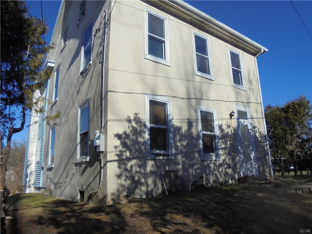 1113 East Emmaus Avenue  Salisbury Twp PA 18103 photo