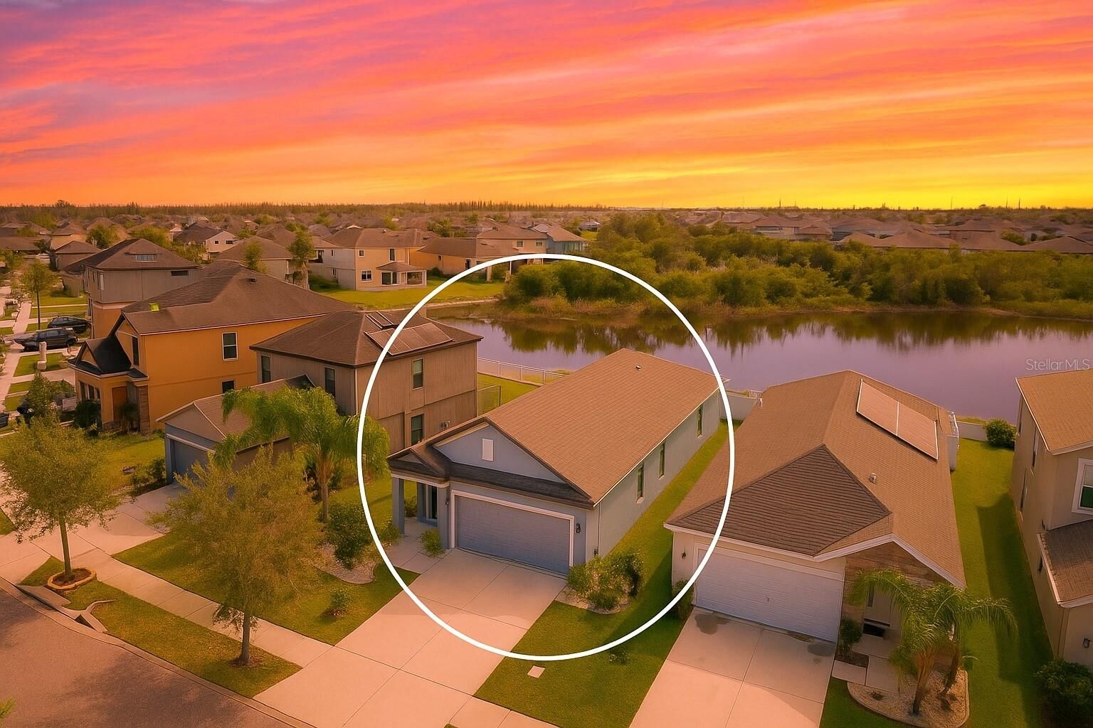 Property Photo:  1819 Redmond Brook Lane  FL 33570 