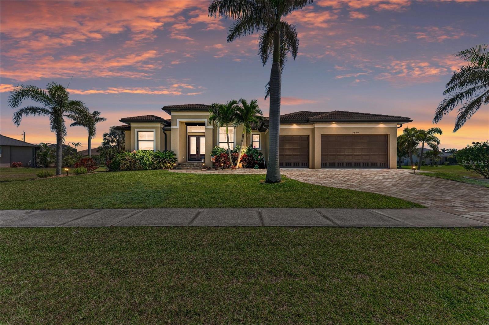 Property Photo: 3620 Carmichael Drive FL 33950