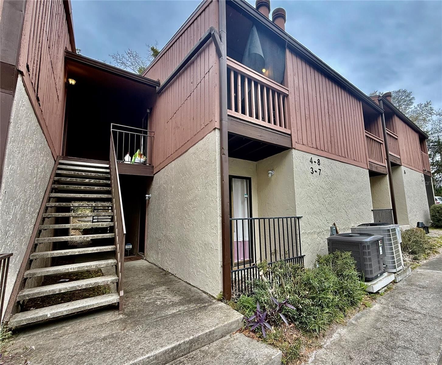 Property Photo: 1515 NW 29th Road A7 FL 32605