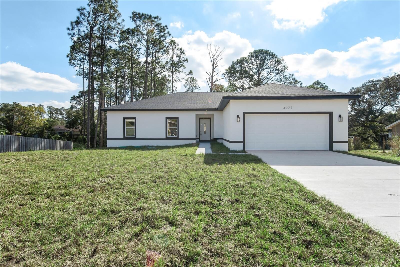 Property Photo:  808 Tedder Road SE  FL 32909 