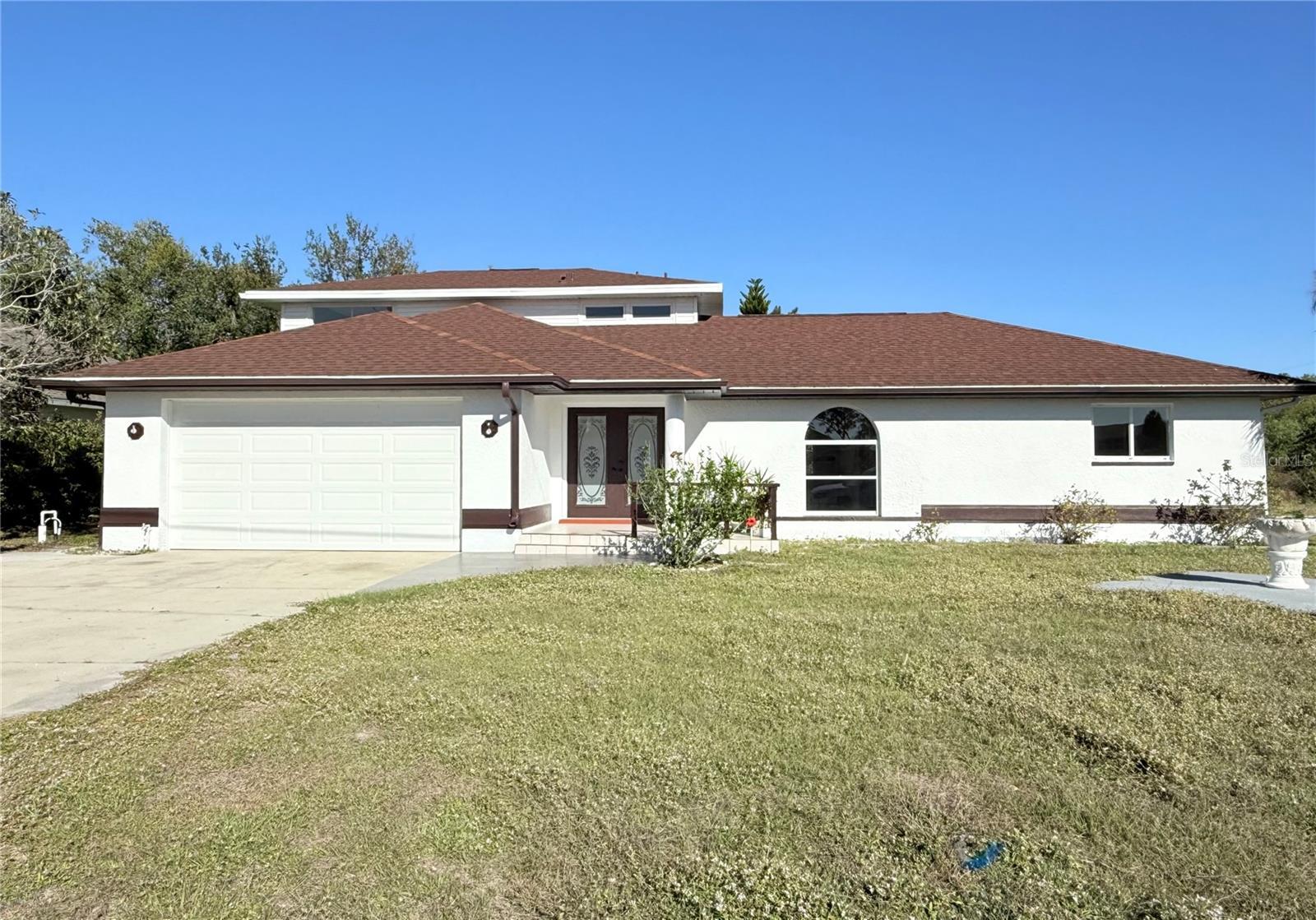 Property Photo: 1438 Navigator Road FL 33983