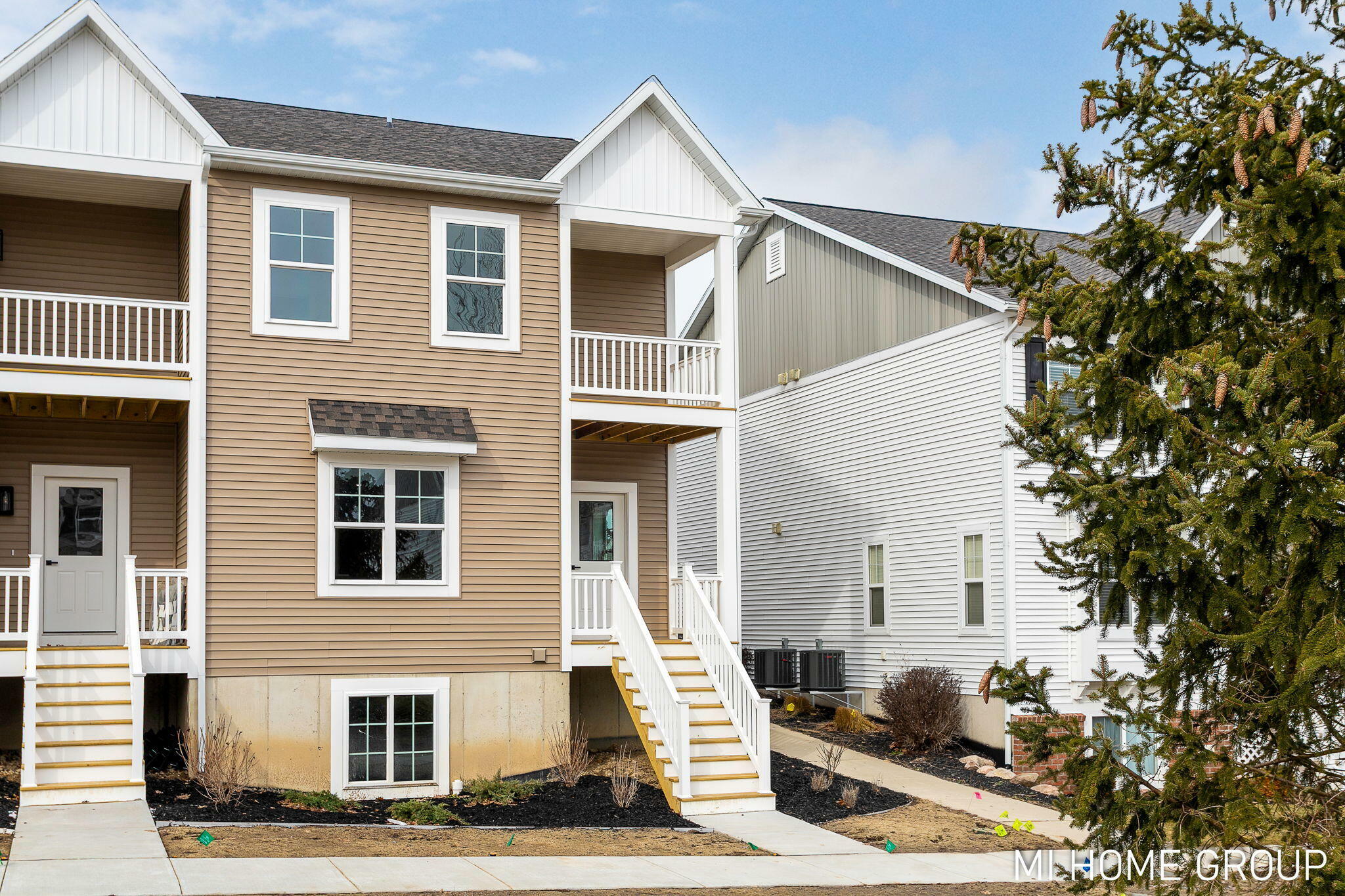 Property Photo: 3614 Buckingham Lane MI 49426
