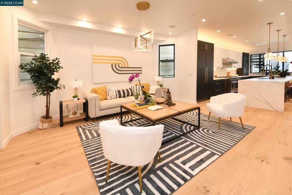 Property Photo: 3169 Washington St CA 94115