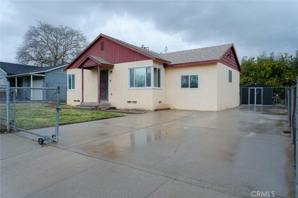 Property Photo:  1516 W 21st Street  CA 92411 