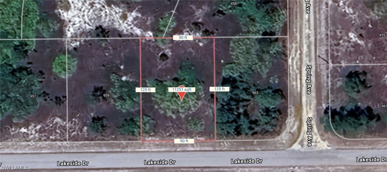 Property Photo: 961 Lakeside Drive FL 33974