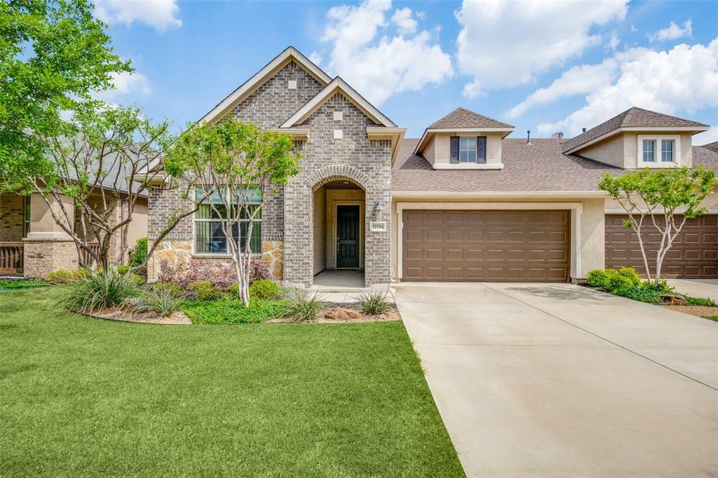 Property Photo: 12504 Limestone Court TX 76207