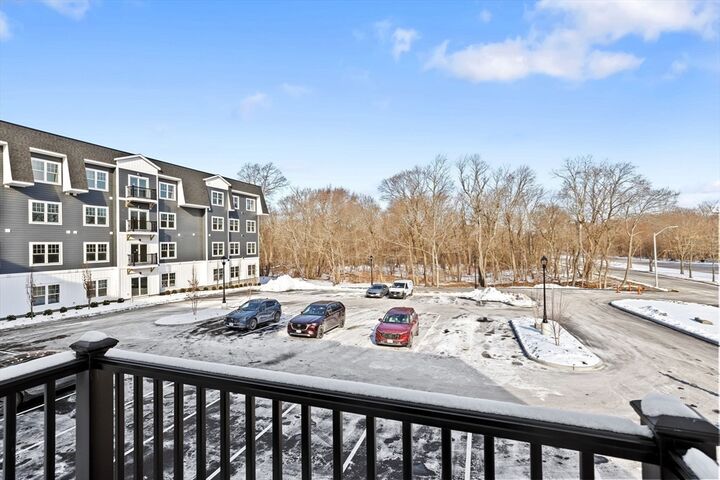 Property Photo: 485 Blue Hills Parkway 10 MA 02186