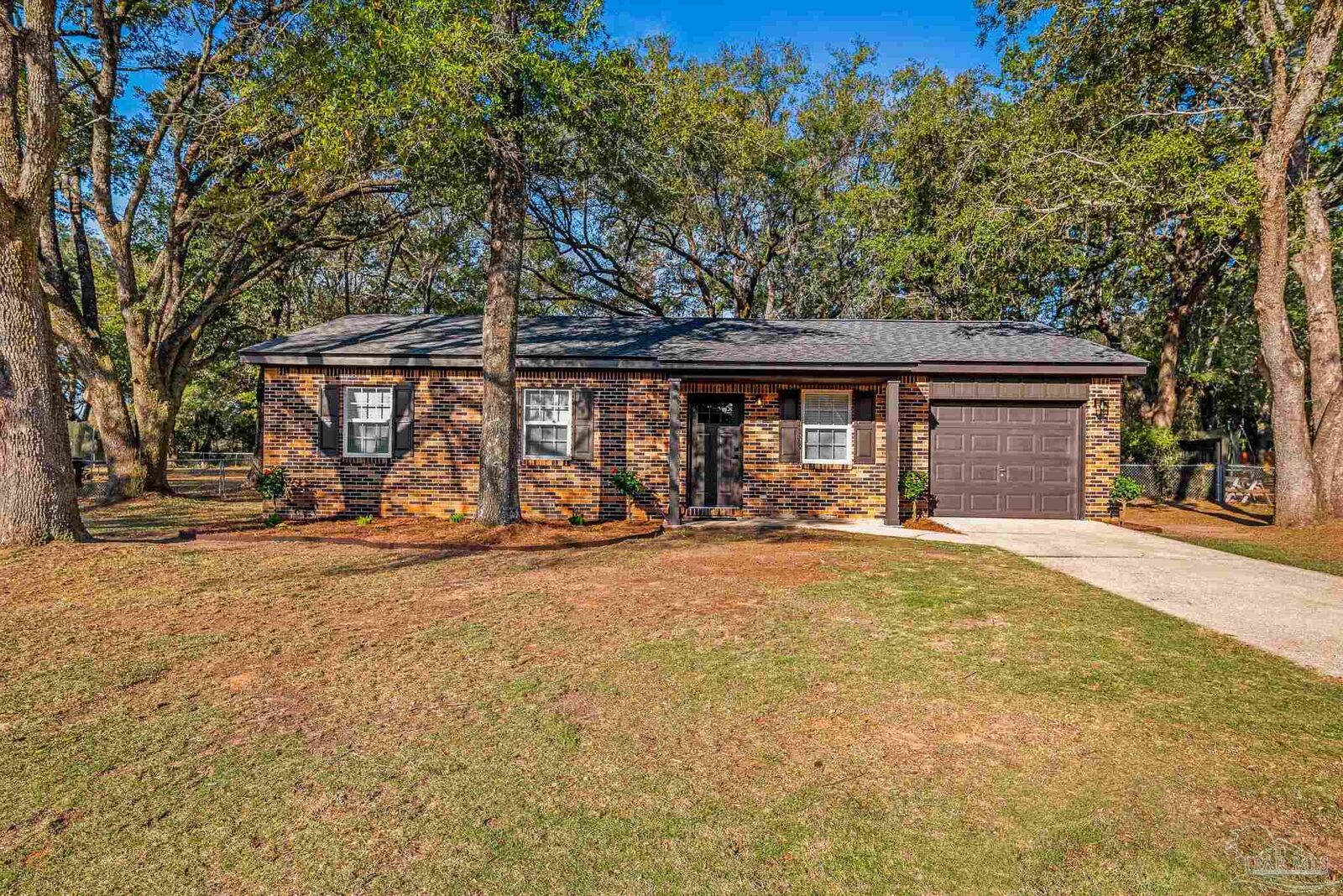 Property Photo: 4341 W Avenida De Golf FL 32571