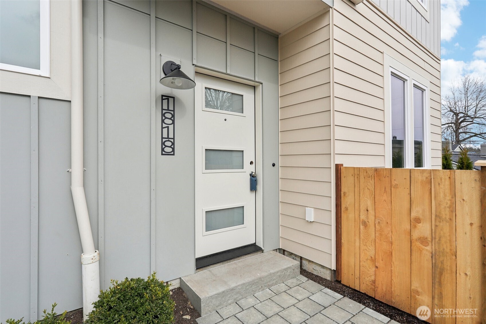 Property Photo: 1818 N 97th Street WA 98103