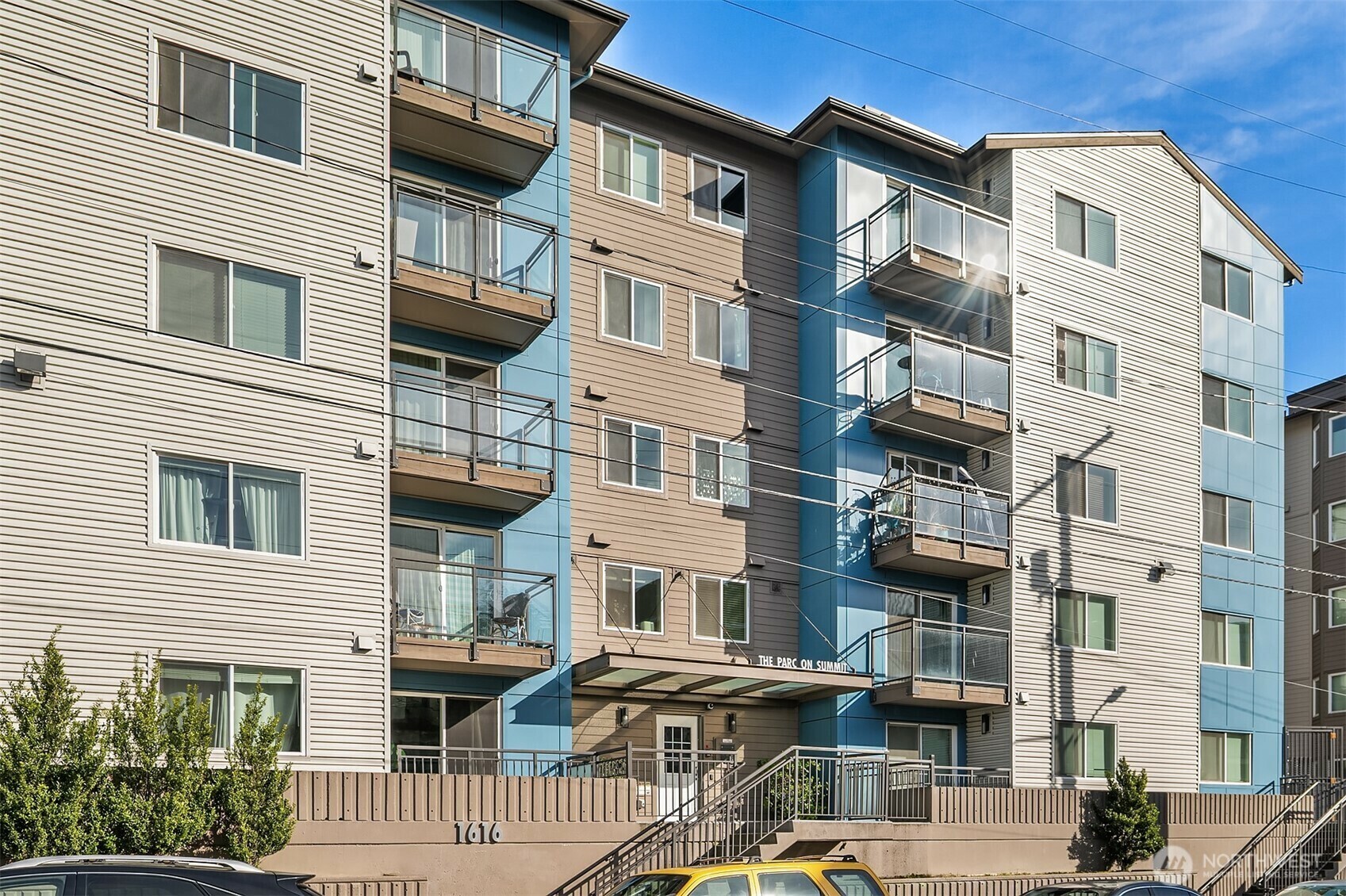 1616  Summit Ave 308  Seattle WA 98122 photo