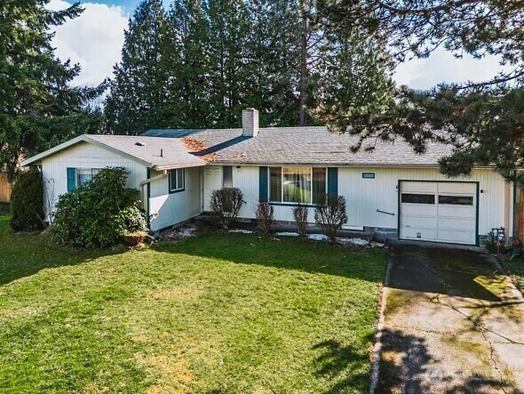 1227  Hughes Avenue  Blaine WA 98230 photo