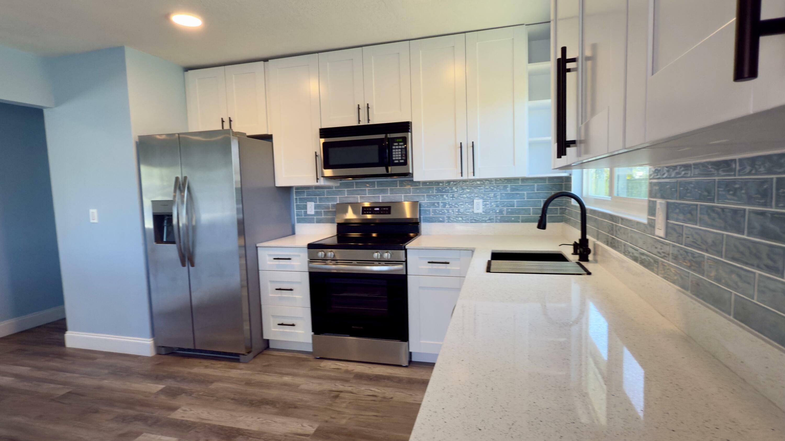 Property Photo: 1950 SE Carvalho Street FL 34983