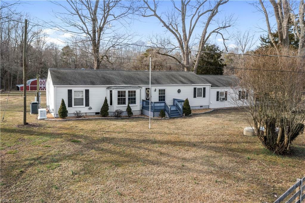 Property Photo: 10724 Settlers Lndg VA 23061