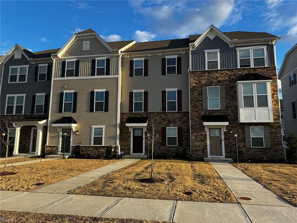 Property Photo: 180 Jordan House Dr VA 23430