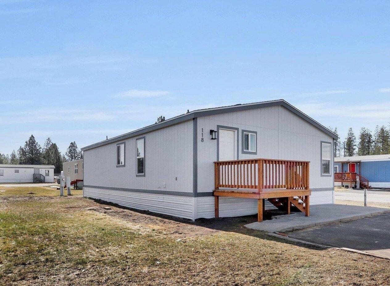 Property Photo:  2201 N Craig Rd Lot 118  WA 99224 