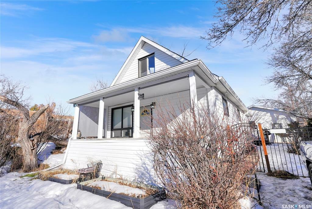 354 Stadacona Street E  Moose Jaw SK S6H 0J6 photo