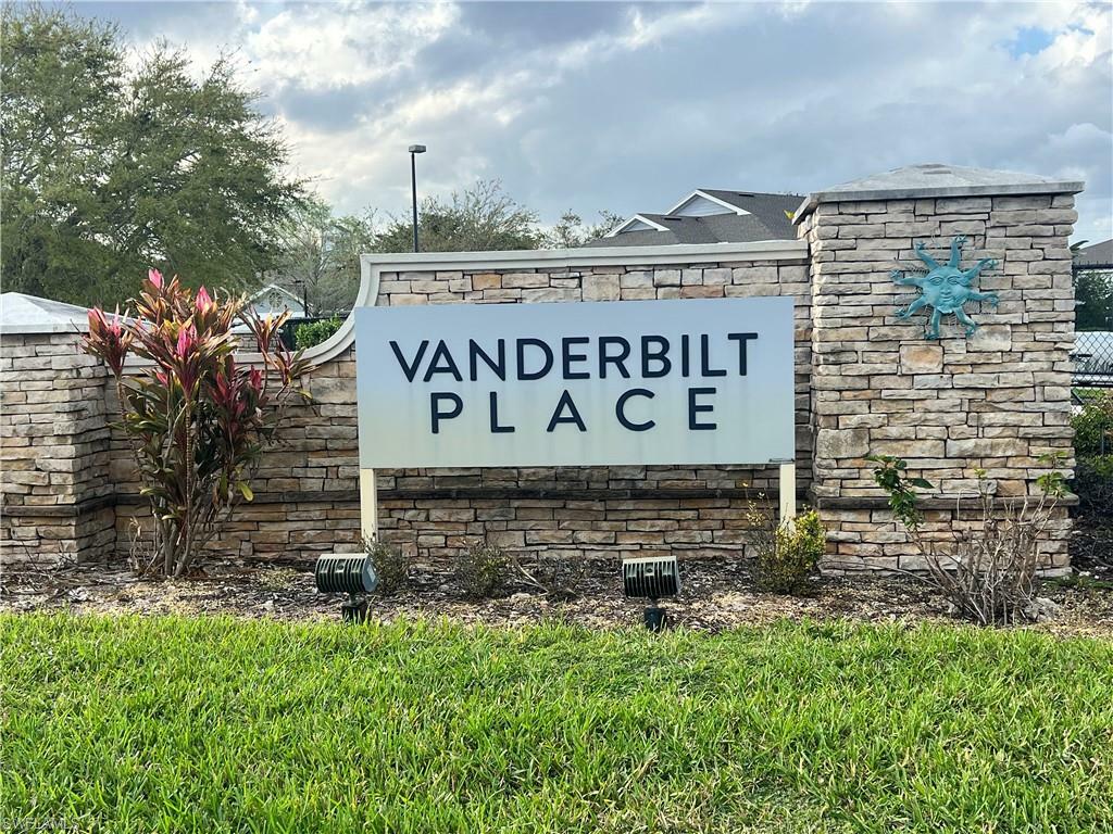 Property Photo: 14895 Pleasant Bay Ln 5104 FL 34119