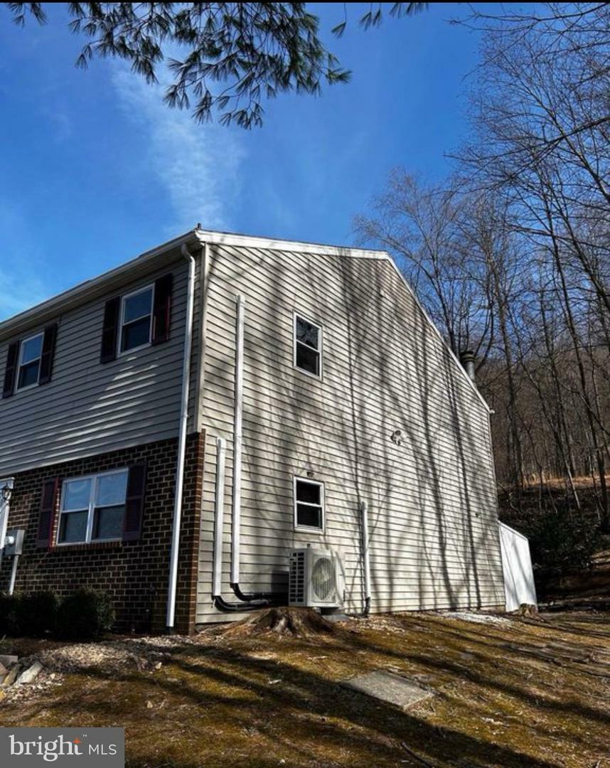 Property Photo:  1022 Fox Run  PA 19606 