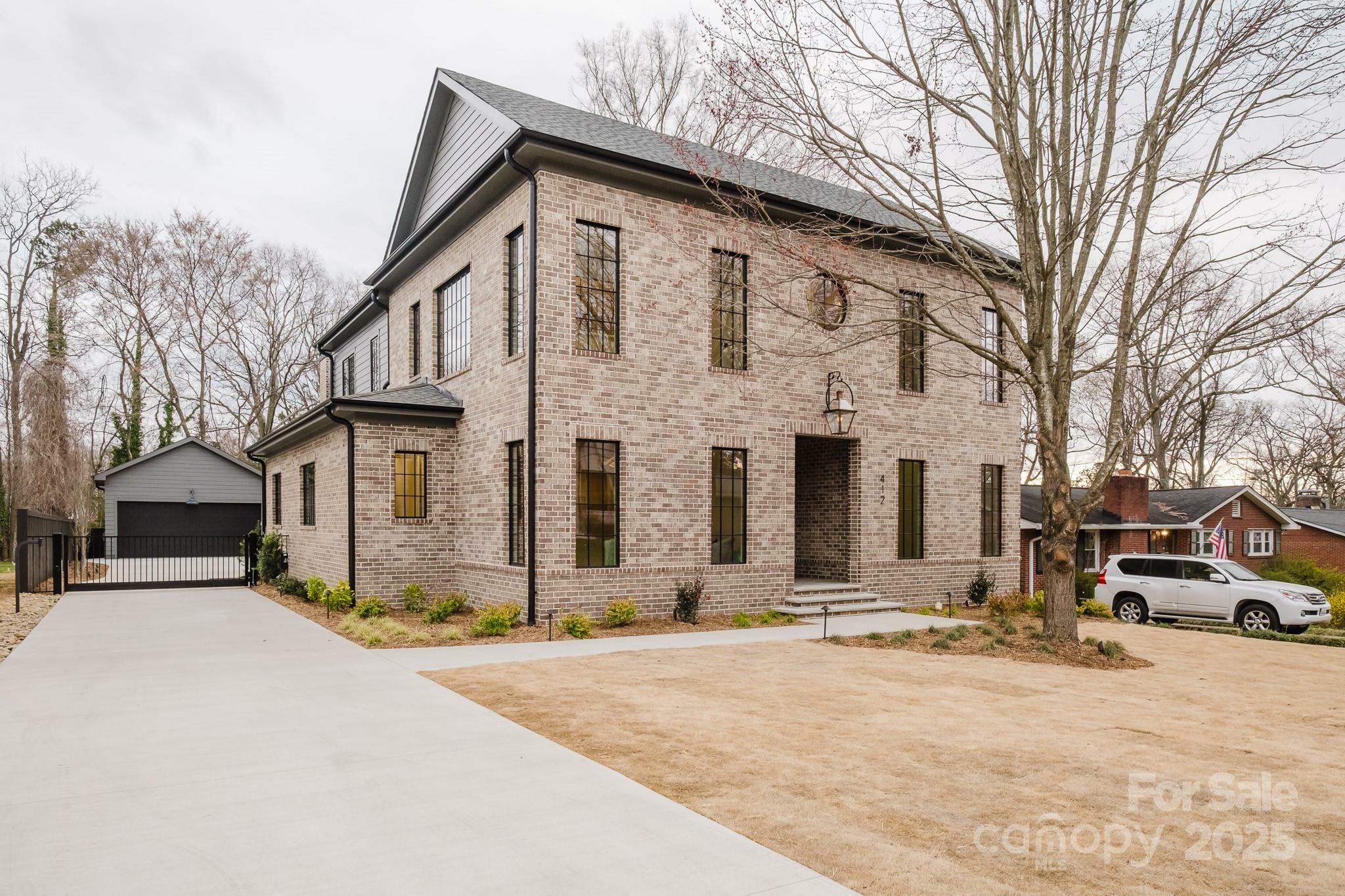 Property Photo: 412 Bertonley Avenue NC 28211