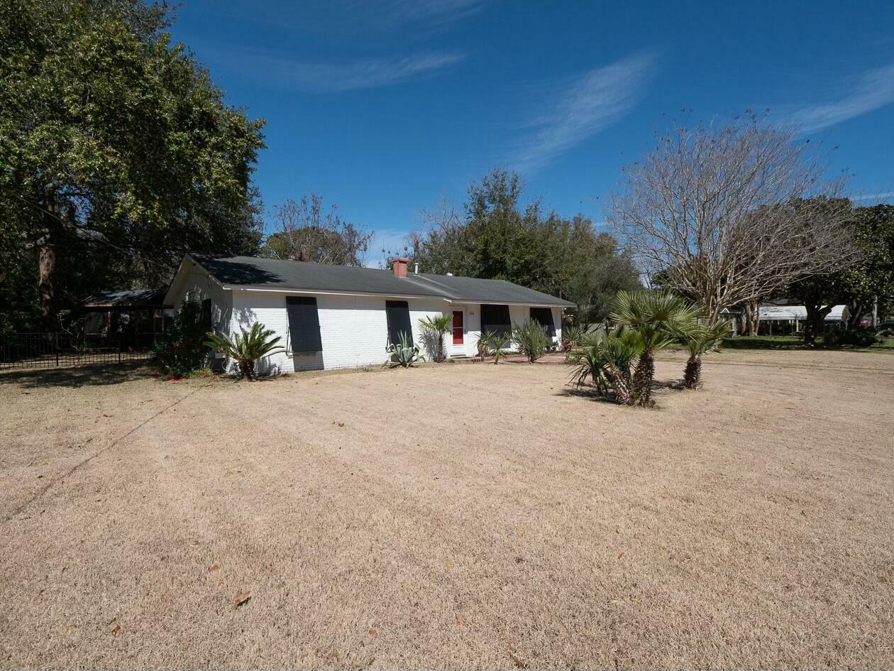 Property Photo:  1344 Pickett Street  SC 29412 