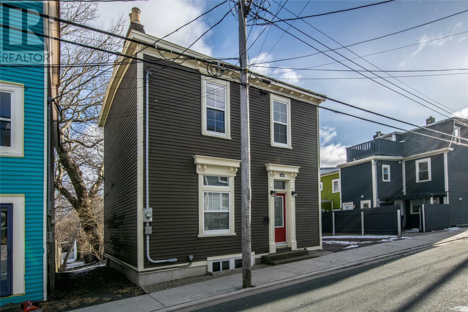 Property Photo:  42 Hayward Avenue  NL A1C 3W5 