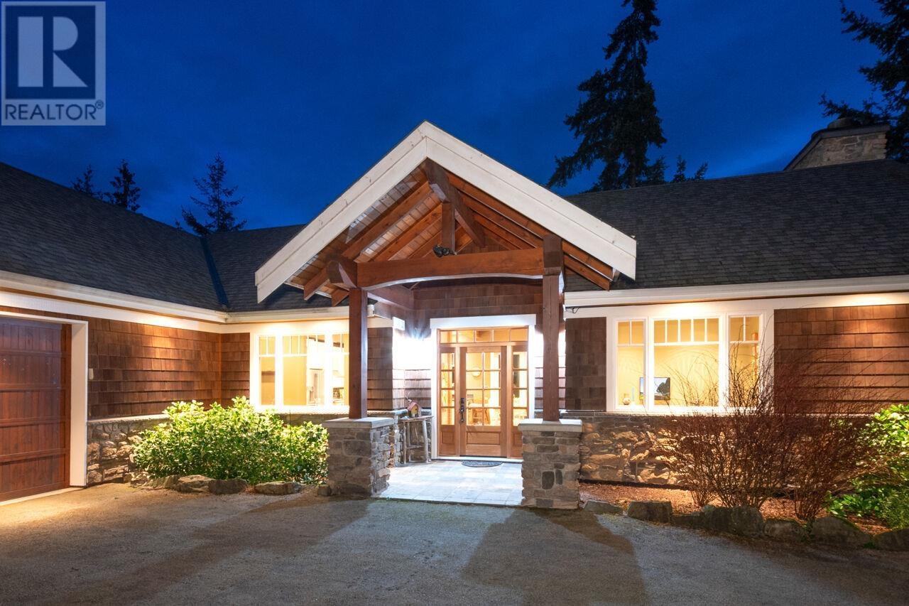 Property Photo: 1010 Cowan Point Drive BC V0N 1G2