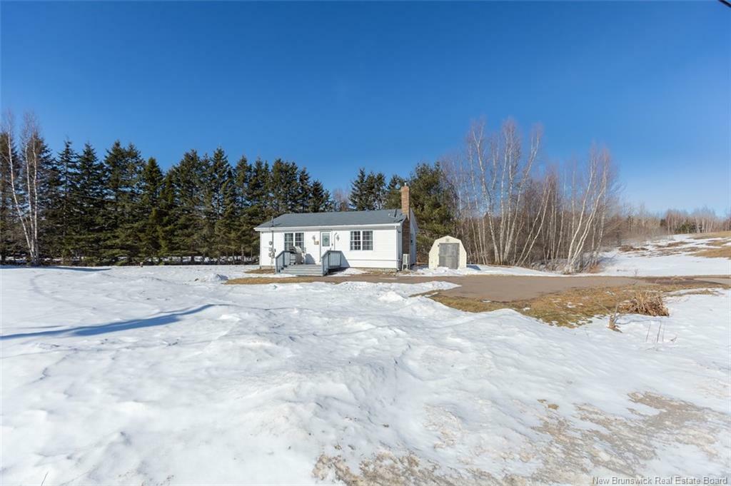 Property Photo: 10 Mills Boulevard NB E4V 1Z9